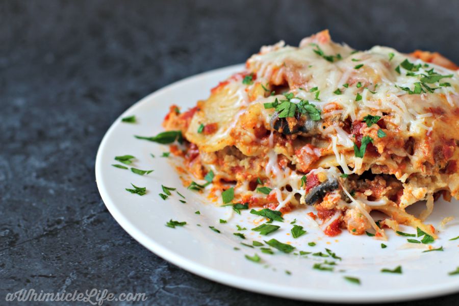 https://www.noguiltmom.com/wp-content/uploads/2015/07/lasagna-ready-eat.jpg