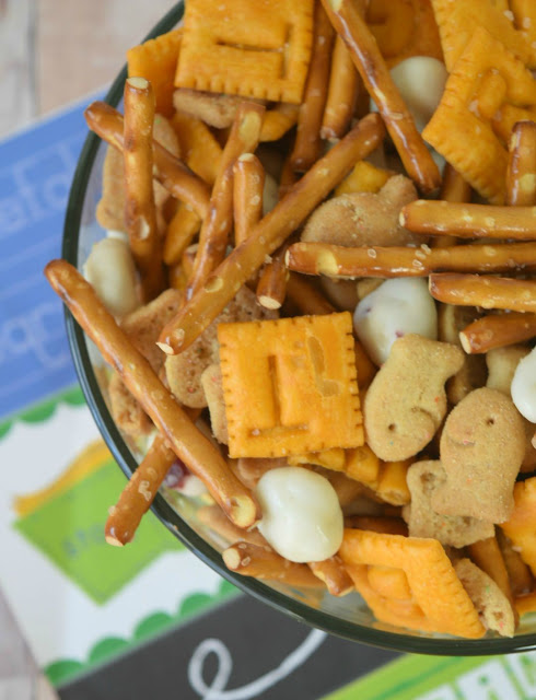 Back to School Snack Mix