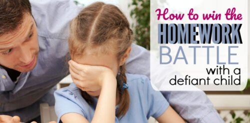 All the homework fights are draining! How do you stop the nightly homework battle while still keeping the peace in your home? This parenting tip is perfect for moms of stubborn kids who refuse to do anything you suggest.